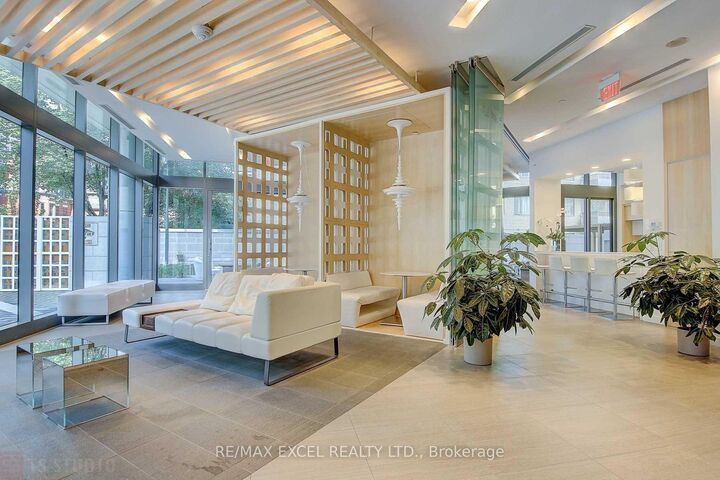 Property Photo: 45 Charles Street E 4606 ON M4Y 0B8