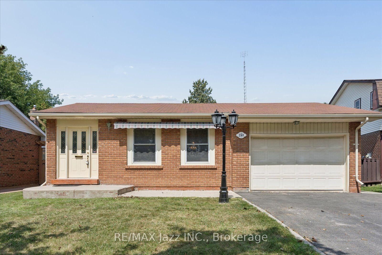 Property Photo: 241 Viewmount Street ON L1H 7C2