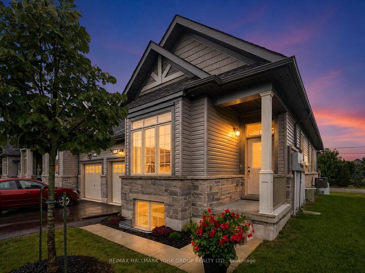 17 Lakewood Crescent 6 — photo 1
