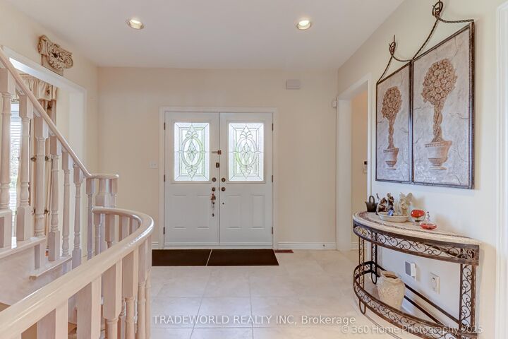 Property Photo: 80 Eyer Drive ON L6C 1S3