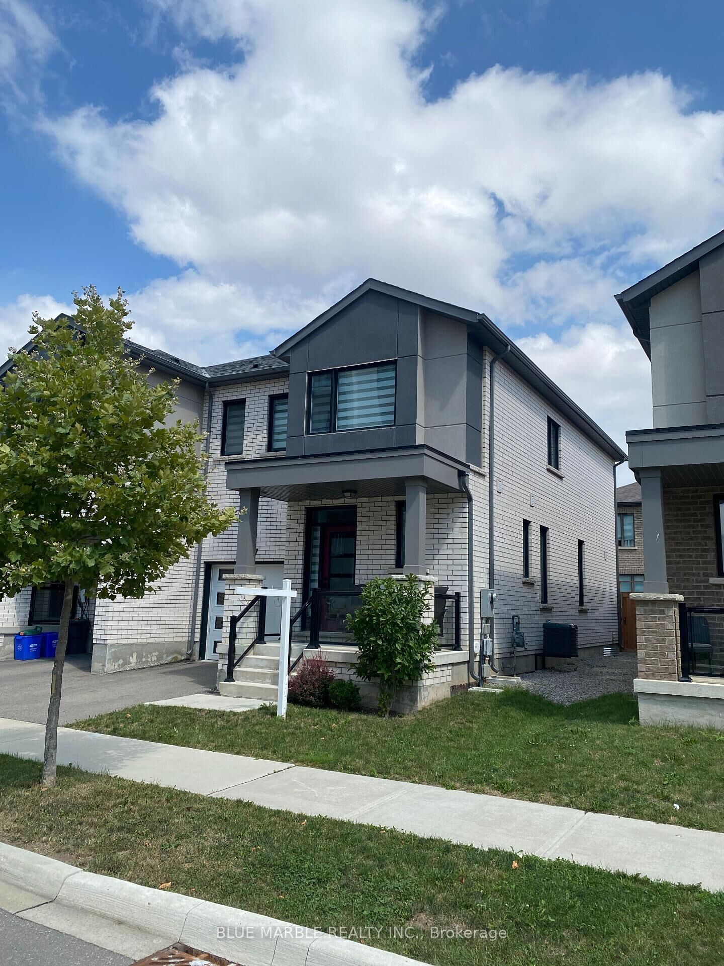 Property Photo: 1267 Dias Landing ON L9E 1W2