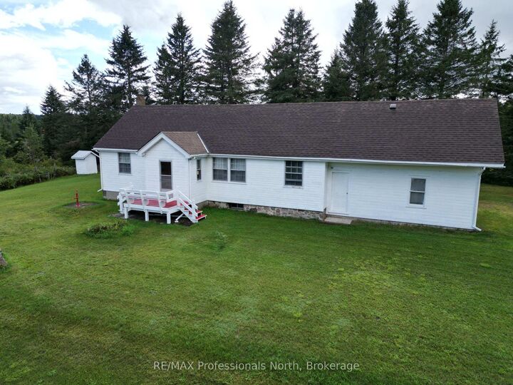 Property Photo: 1418 Sedgwick Road ON K0M 2K0