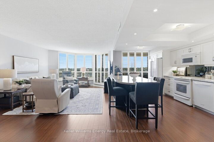 Property Photo: 700 Wilson Road N 806 ON L1G 7T5
