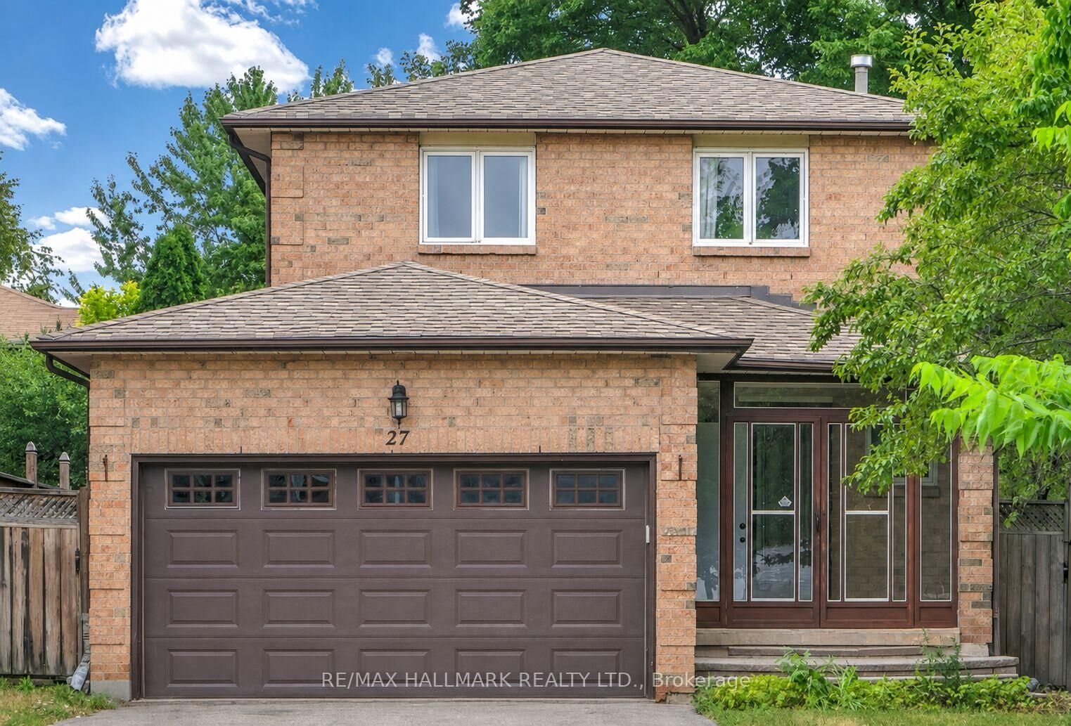 Property Photo: 27 Pugsley Avenue ON L4C 8V2
