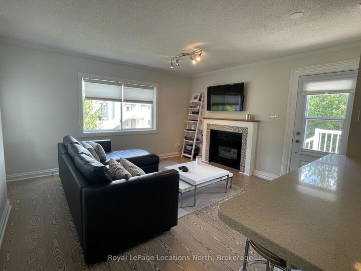 Property Photo:  19 Dawson Drive 59  ON L9Y 5B4 