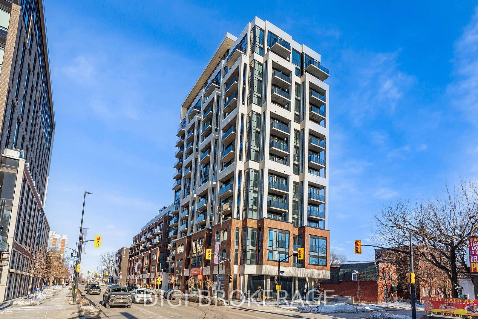 Property Photo: 560 Rideau Street 1007 ON K1N 5Z8