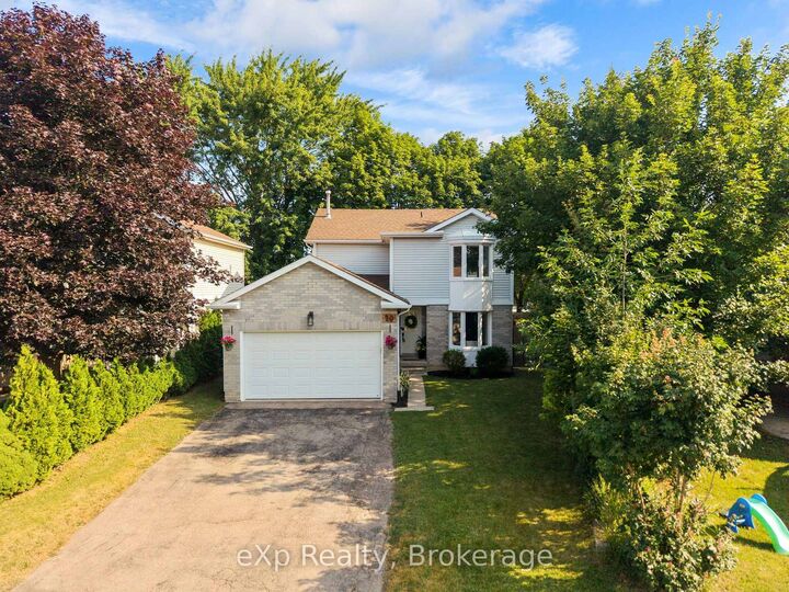 Property Photo: 20 Edison Crescent ON N5A 7V1