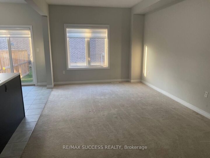 Property Photo:  520 Grey Street 38  ON N3S 0K1 