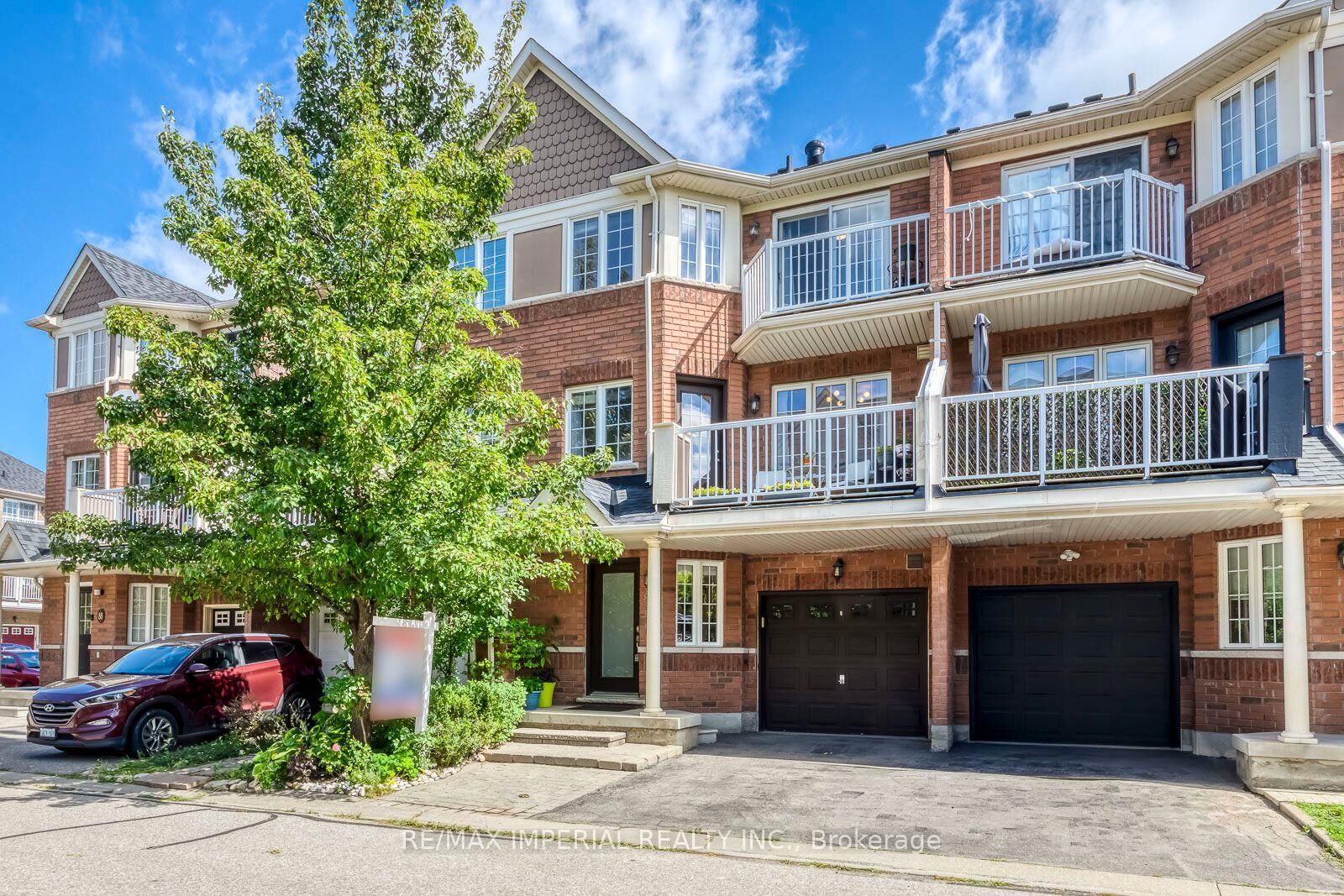 Property Photo: 620 Ferguson Drive 86 ON L9T 0M8