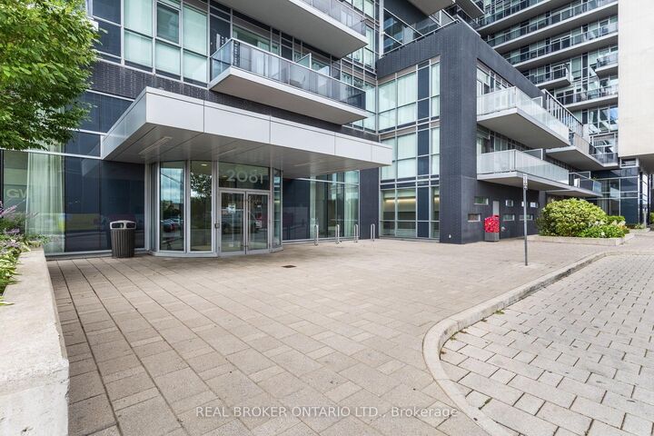 Property Photo:  2081 Fairview Street 1805  ON L7R 0E4 