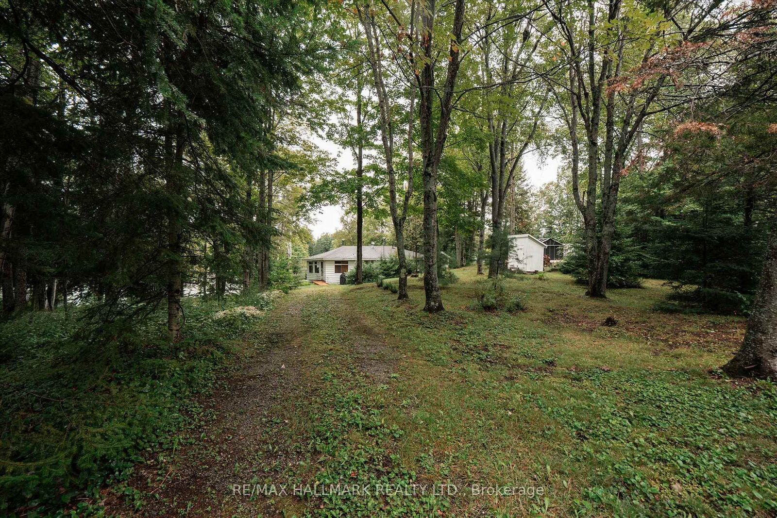 Property Photo:  1124 Comfort Drive  ON K0M 1R0 