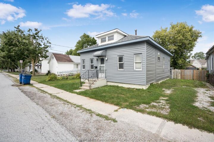 Property Photo: 320 Lafontaine Street ON N8A 4H9