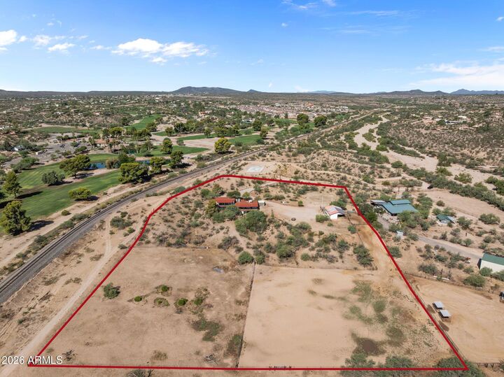 Property Photo: 855 N Milky Way AZ 85390