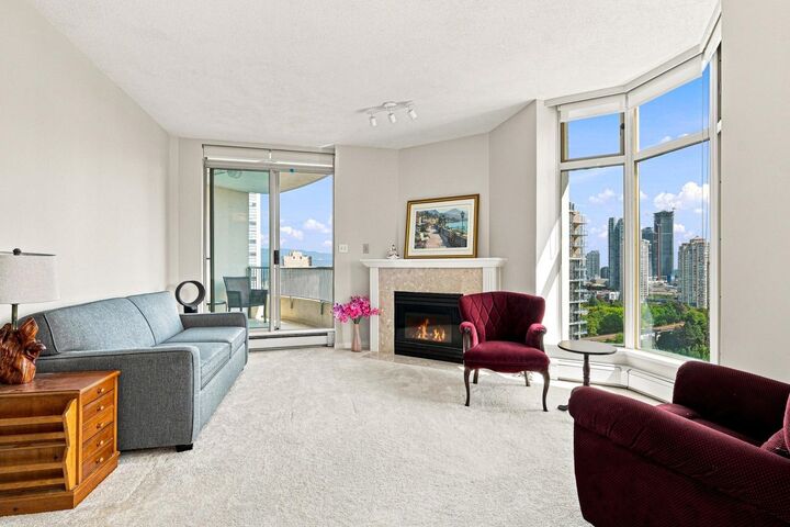 Property Photo:  6188 Patterson Avenue 2201  BC V5H 2N1 
