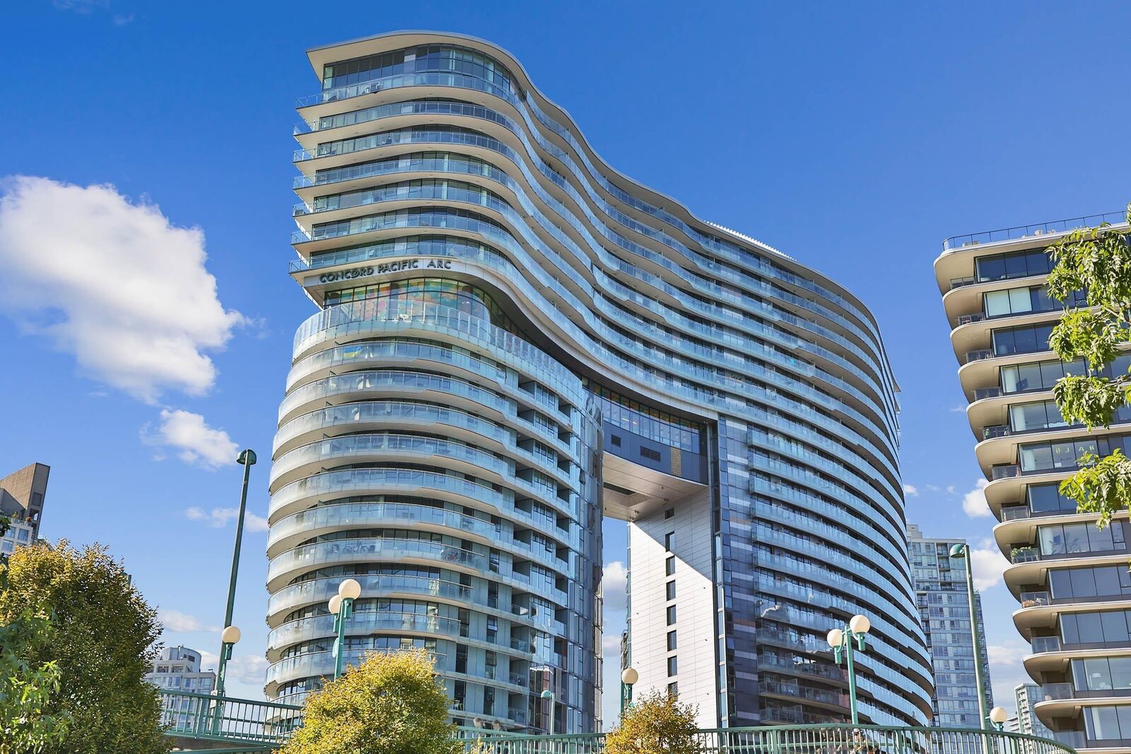 Property Photo:  87 Nelson Street 1081  BC V6Z 0E8 