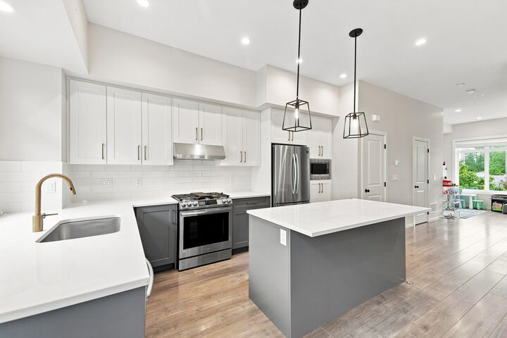 Property Photo:  17557 100 Avenue  BC V4N 6V5 