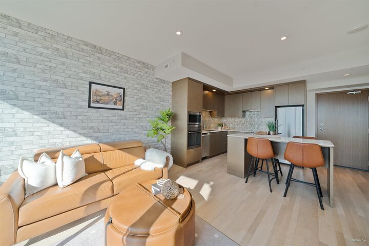 Property Photo: 13495 Central Avenue 4807 BC V3T 0K2