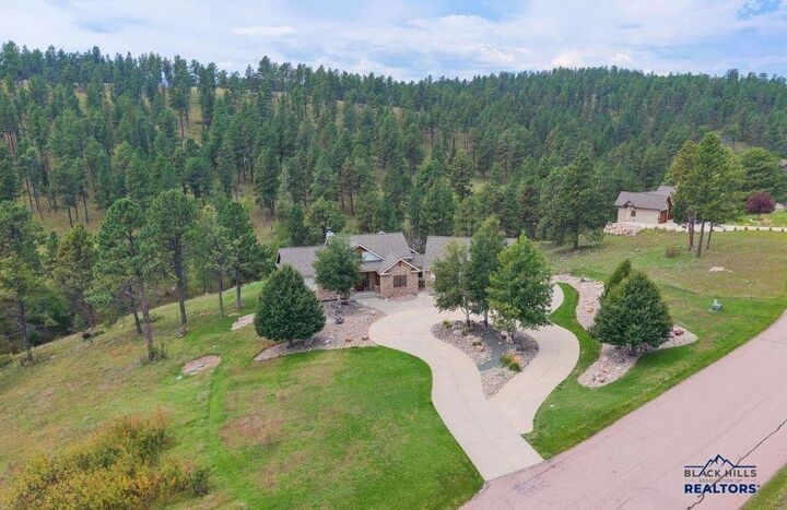 Property Photo:  9191 Emerald Ridge Rd  SD 57702 
