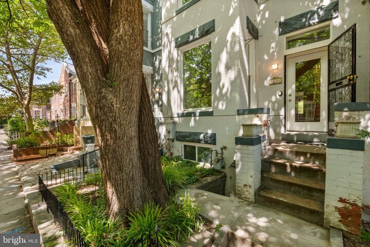 Property Photo: 1631 Monroe Street NW DC 20010