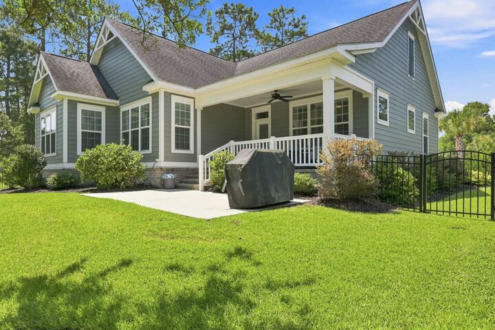 Property Photo: 724 McDuffie Dr. SC 29588