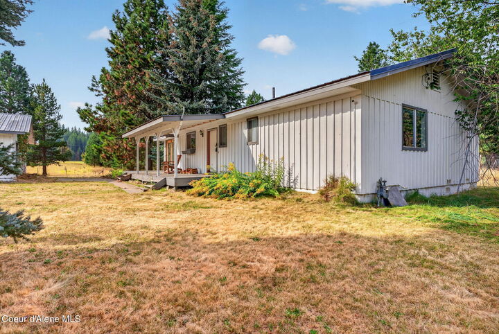 Property Photo:  76 Tower Rd  ID 83847 