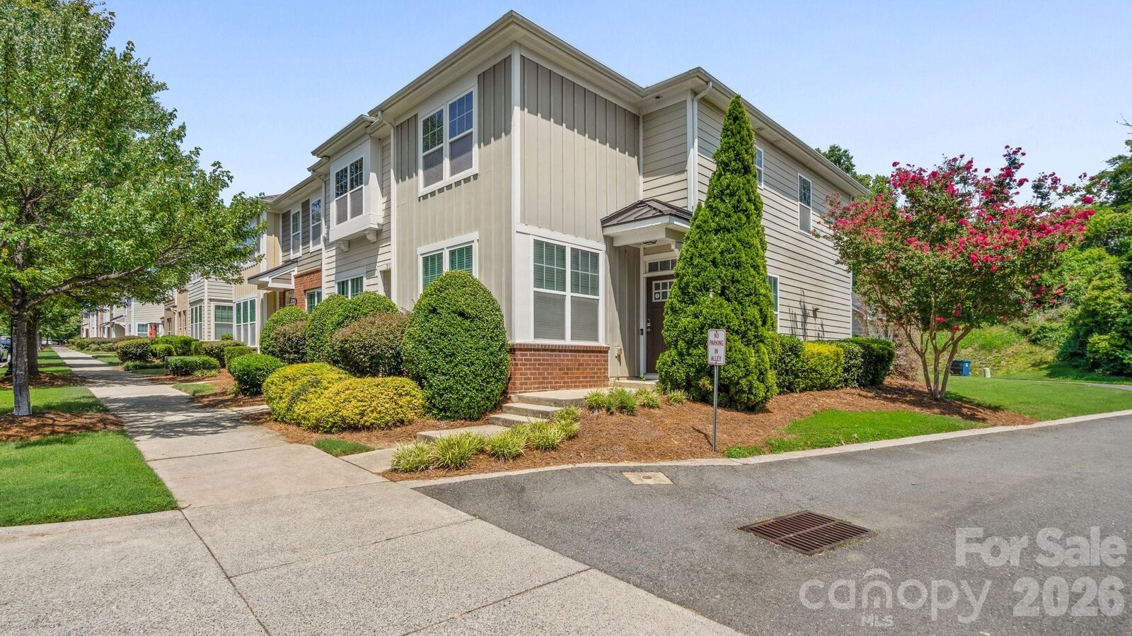 Property Photo:  3134 Bending Birch Place  NC 28206 
