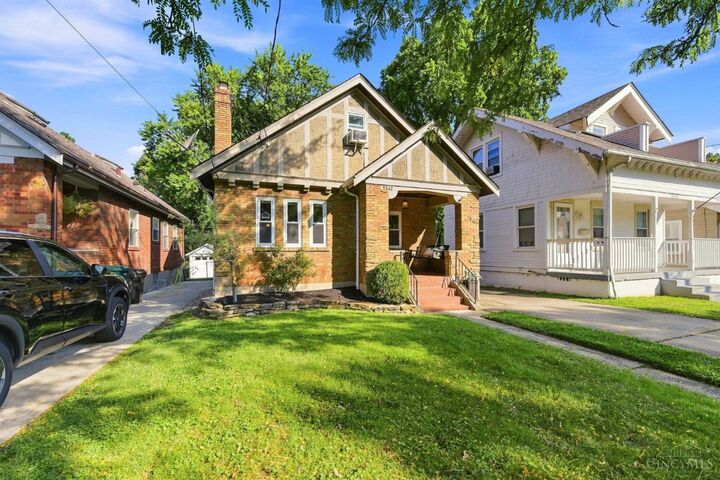 Property Photo:  5547 Bosworth Place  OH 45212 