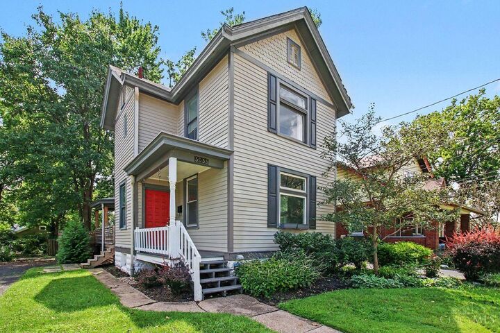 Property Photo: 3935 Saint James Avenue OH 45236