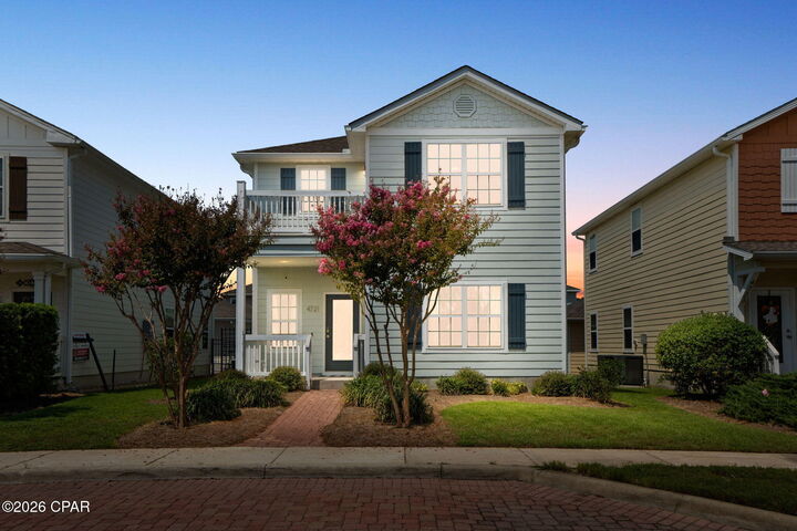 Property Photo: 4721 Bigleaf Lane FL 32408