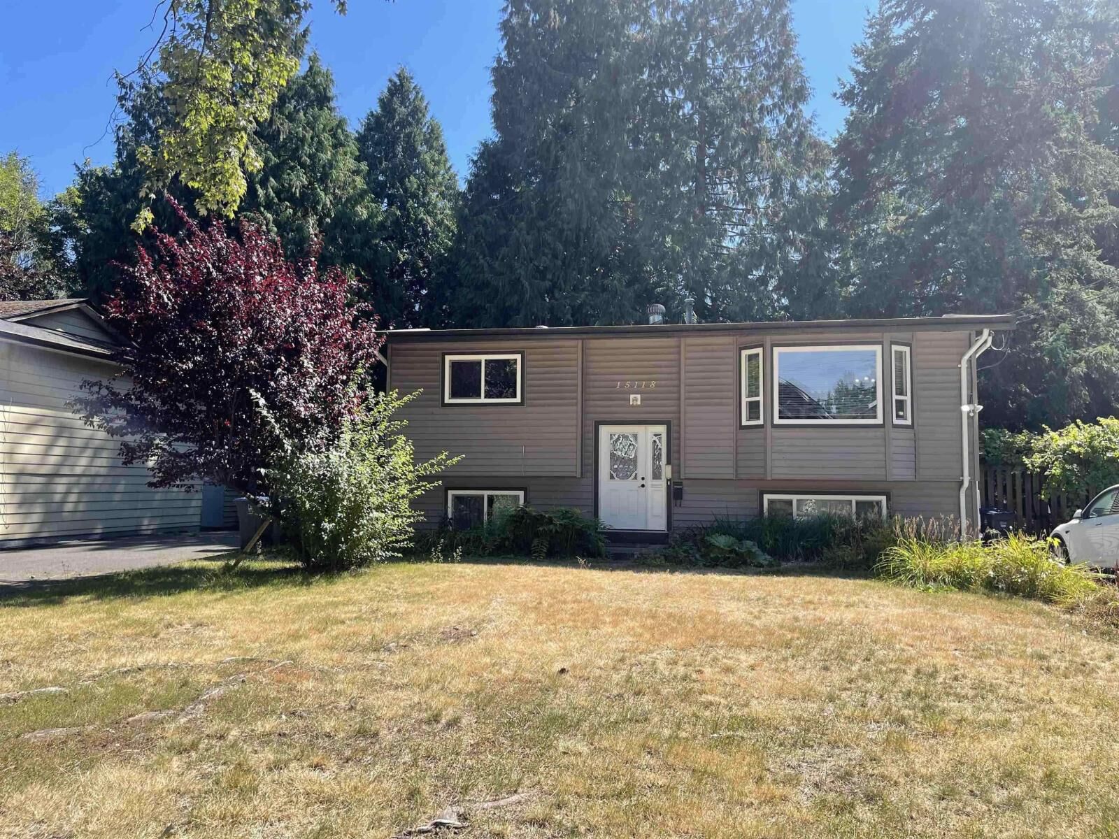 Property Photo:  15118 91A Street  BC V3R 6X1 