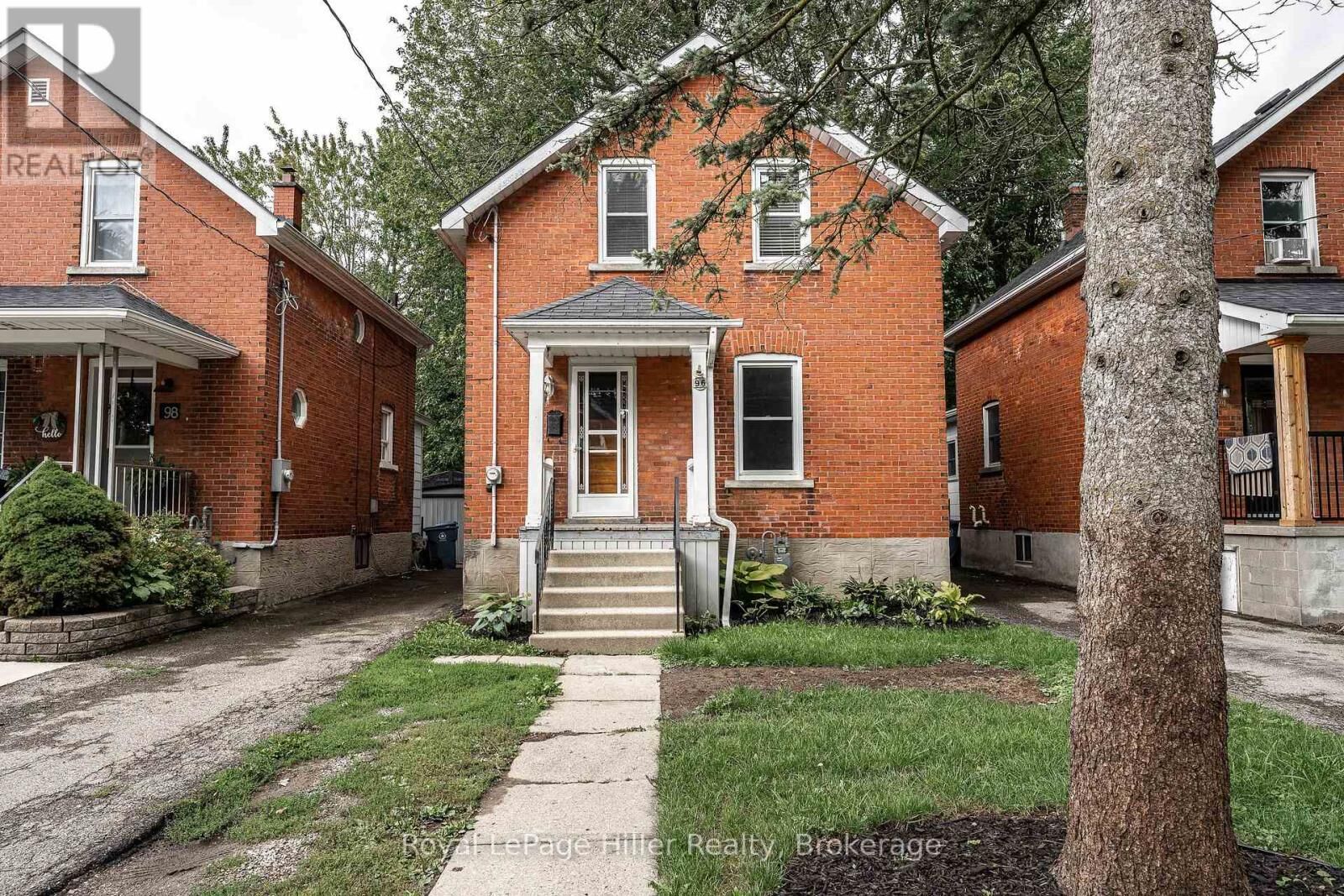 Property Photo:  96 McNab Street  ON N5A 1Z2 