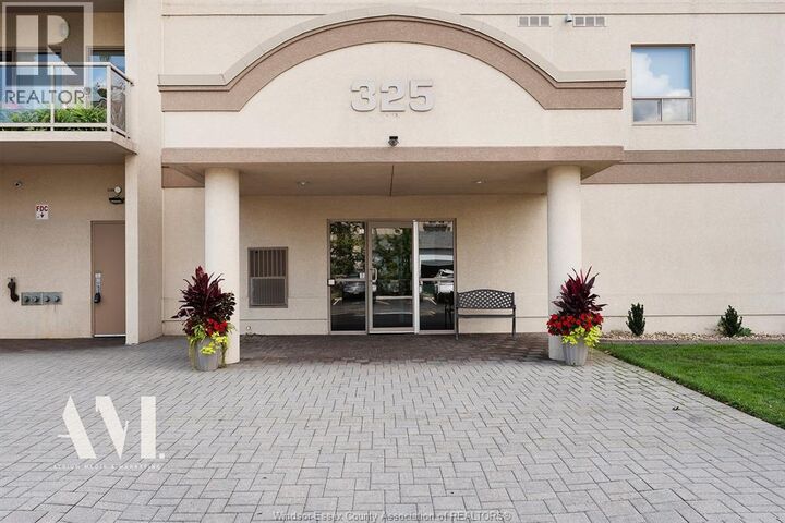Property Photo:  325 Village Grove 306  ON N8N 0B1 