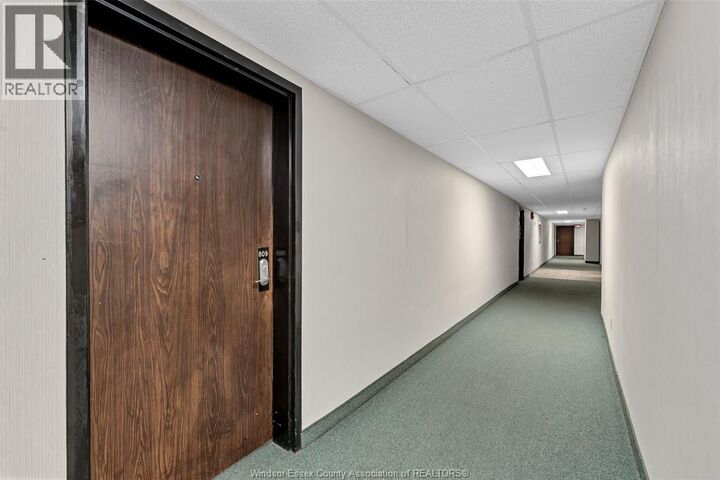 Property Photo:  120 Pickering 809  ON N9V 3N3 