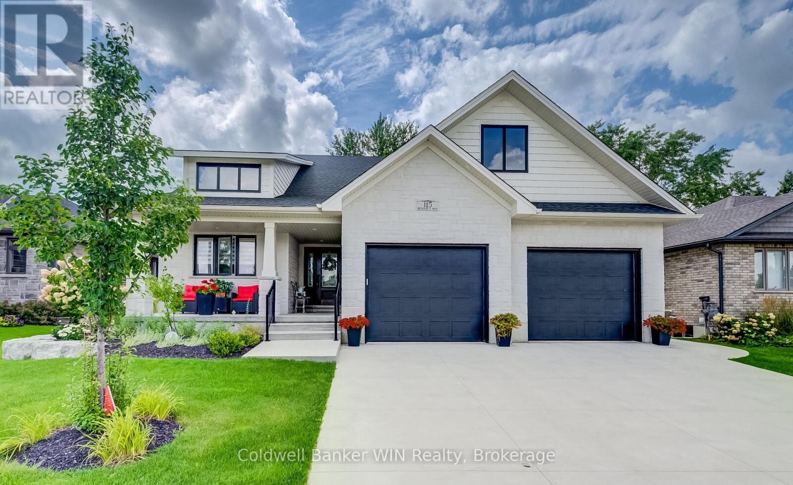 Property Photo: 115 Ronnies Way ON N0G 2L2