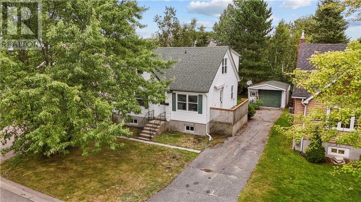 Property Photo:  178 Third Avenue  ON P3B 3P8 