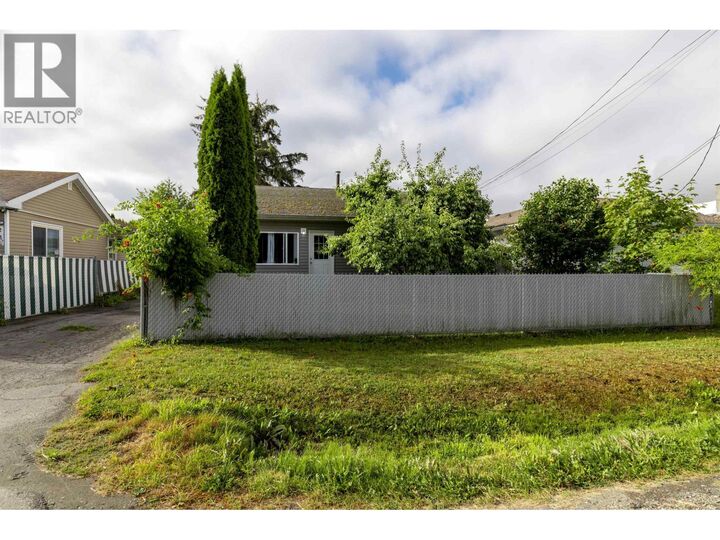 4621 Straume Avenue — photo 1