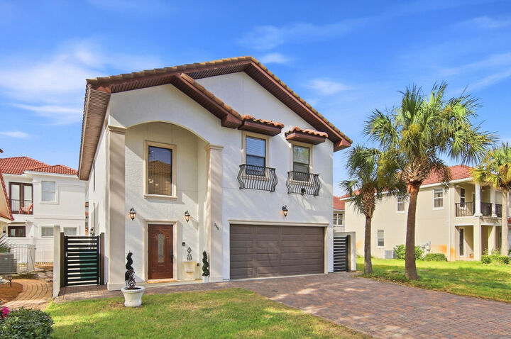Property Photo:  245 Inverrary Drive  FL 32541 
