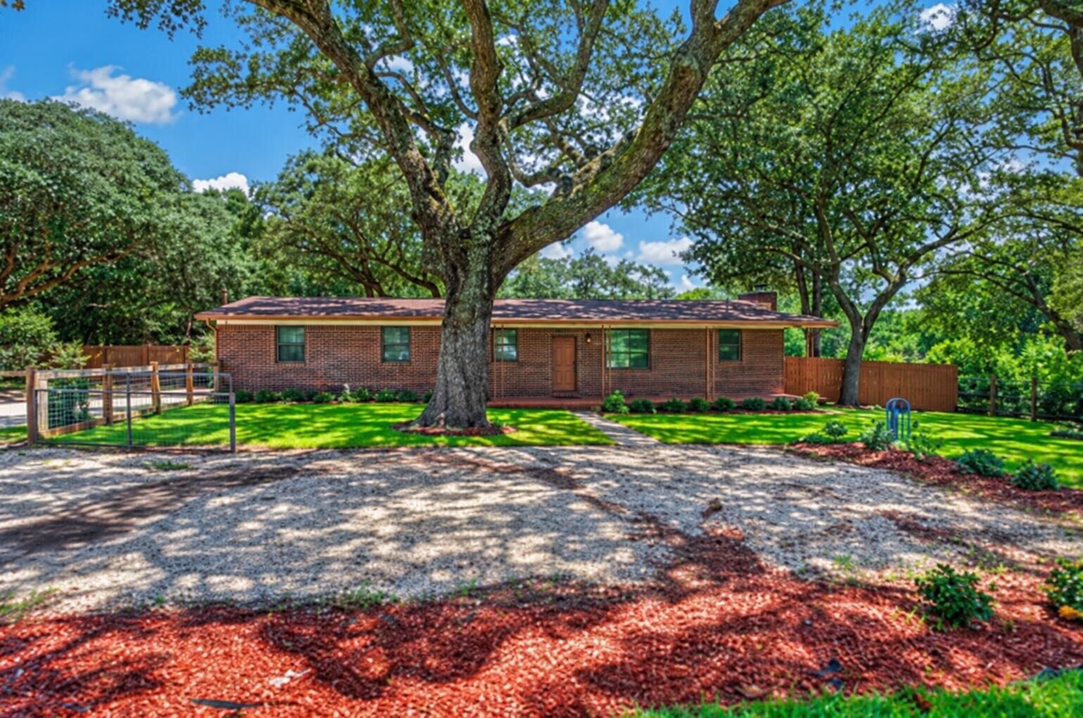 Property Photo:  1437 Cat Mar Road  FL 32578 