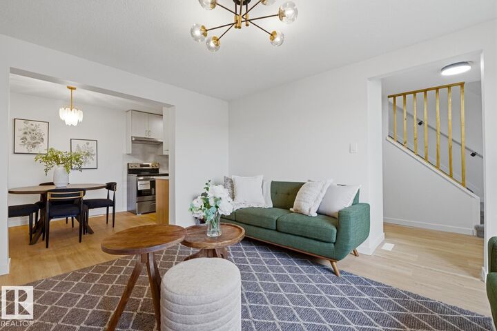 Property Photo:  7D Callingwood Court NW  AB T5T 0H5 
