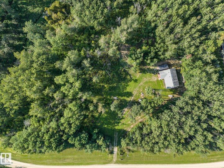 Property Photo:  52229 Rge Road 25 36  AB T7Y 2M3 