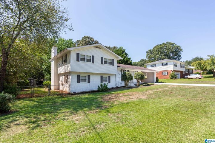 Property Photo:  4132 Brierwood Lane  AL 36207 