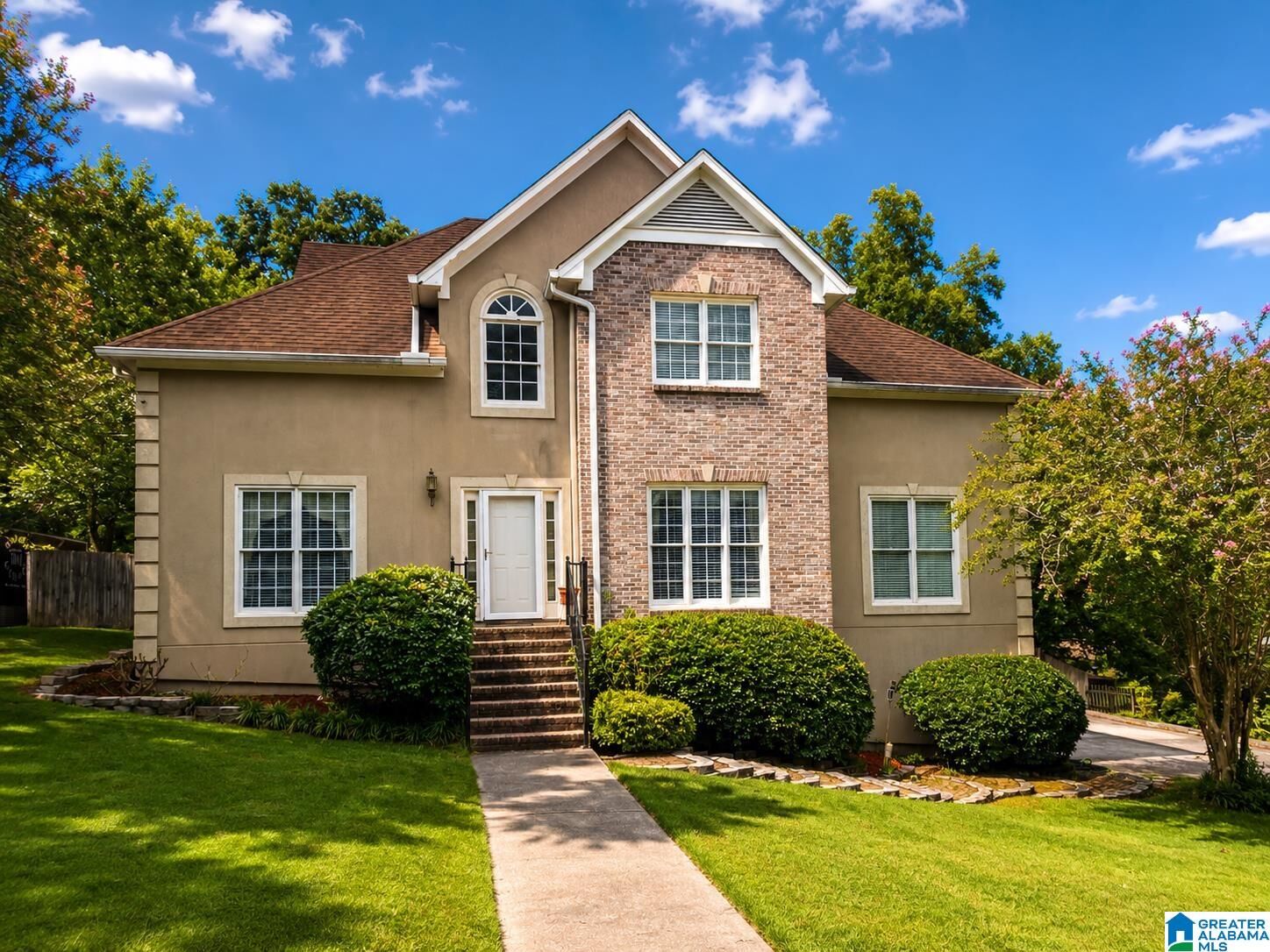 Property Photo:  117 Kentwood Way  AL 35007 