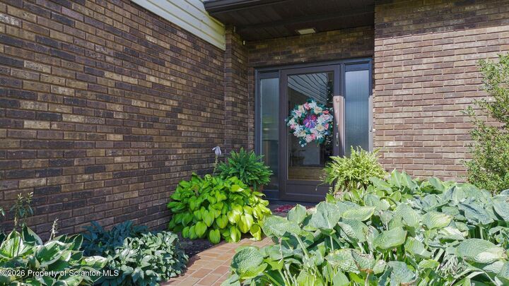 Property Photo:  229 Cornell Avenue  PA 18411 