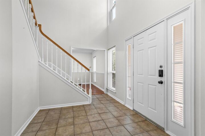 Property Photo:  2 Summithill Place  TX 77381 