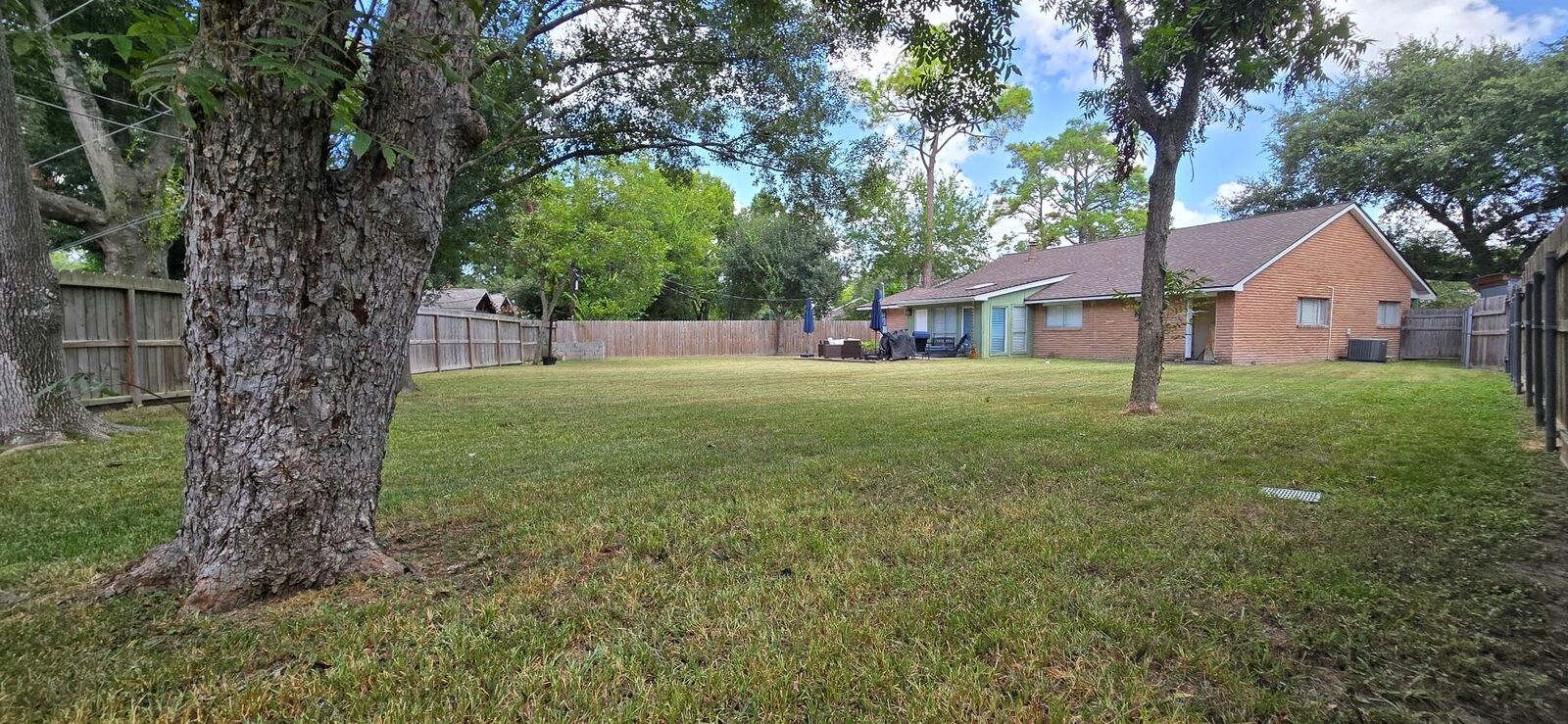 Property Photo:  10614 Carlota Court  TX 77096 