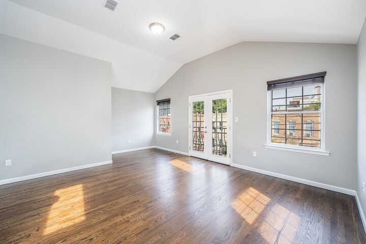 Property Photo: 271.5 Grant Ave 2 NJ 07304
