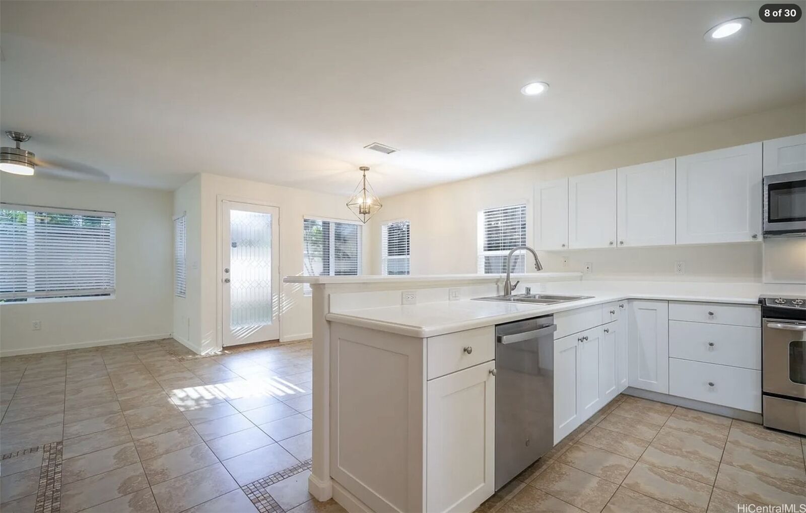 Property Photo: 91-1174 Waipuhia Street HI 96706