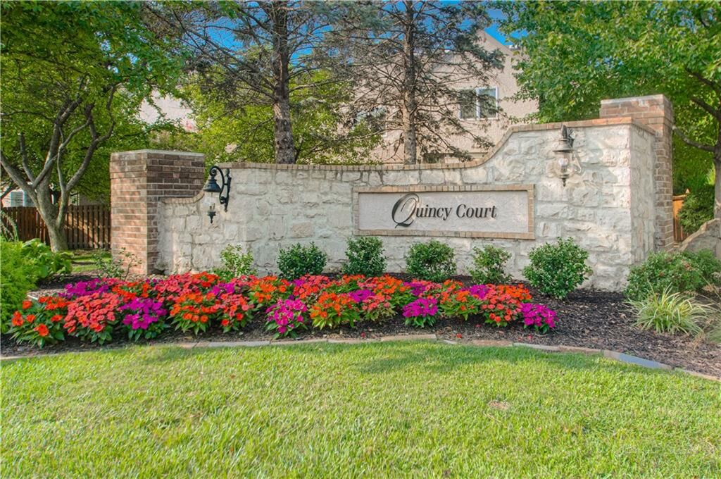 Property Photo:  14335 Russell Street Np  KS 66223 