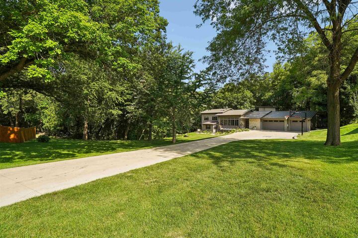 Property Photo: 415 NE 3rd Avenue IA 50677