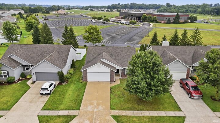 Property Photo:  12102 Shearwater Run  IN 46845-8720 